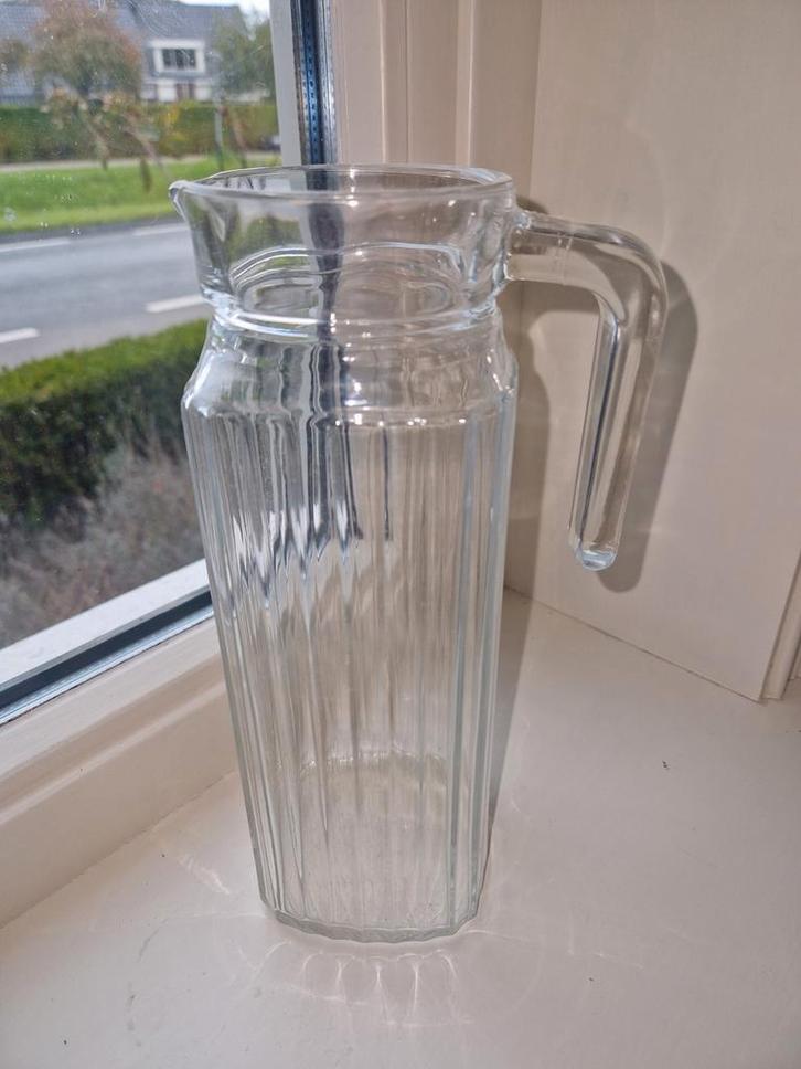 Glazen waterkan / sapkan, Huis en Inrichting, Keuken | Keukenbenodigdheden, Zo goed als nieuw, Ophalen