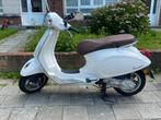 Vespa primavera 2018, Fietsen en Brommers, Scooters | Vespa, Overige modellen, Maximaal 45 km/u, Ophalen of Verzenden, Zo goed als nieuw