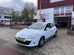 Renault Megane 1.6 16V Authentique, Auto's, Gebruikt, 4 cilinders, Wit, Origineel Nederlands