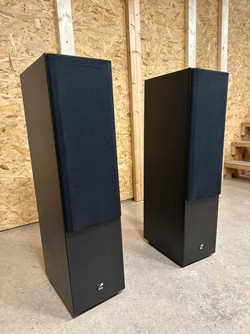 Elac 115 S 2 luidsprekers beschikbaar voor biedingen