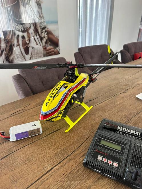 Steam AK420PRO 3D Helicopter RC, Hobby en Vrije tijd, Modelbouw | Radiografisch | Helikopters en Quadcopters, Zo goed als nieuw