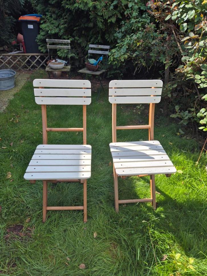 Twee vintage inklapbare tuinstoelen, Tuin en Terras, Tuinstoelen, Gebruikt, Hout, Inklapbaar, Ophalen of Verzenden