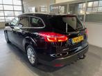 Ford Focus Wagon 1.0 Titanium Navi|Cruise|Trekhaak, Auto's, 125 pk, Gebruikt, Euro 6, Zwart
