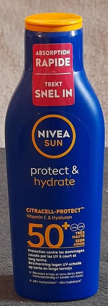 Nivea Sun Protect and Hydrate zonnenmelk 200 ml beschikbaar voor biedingen