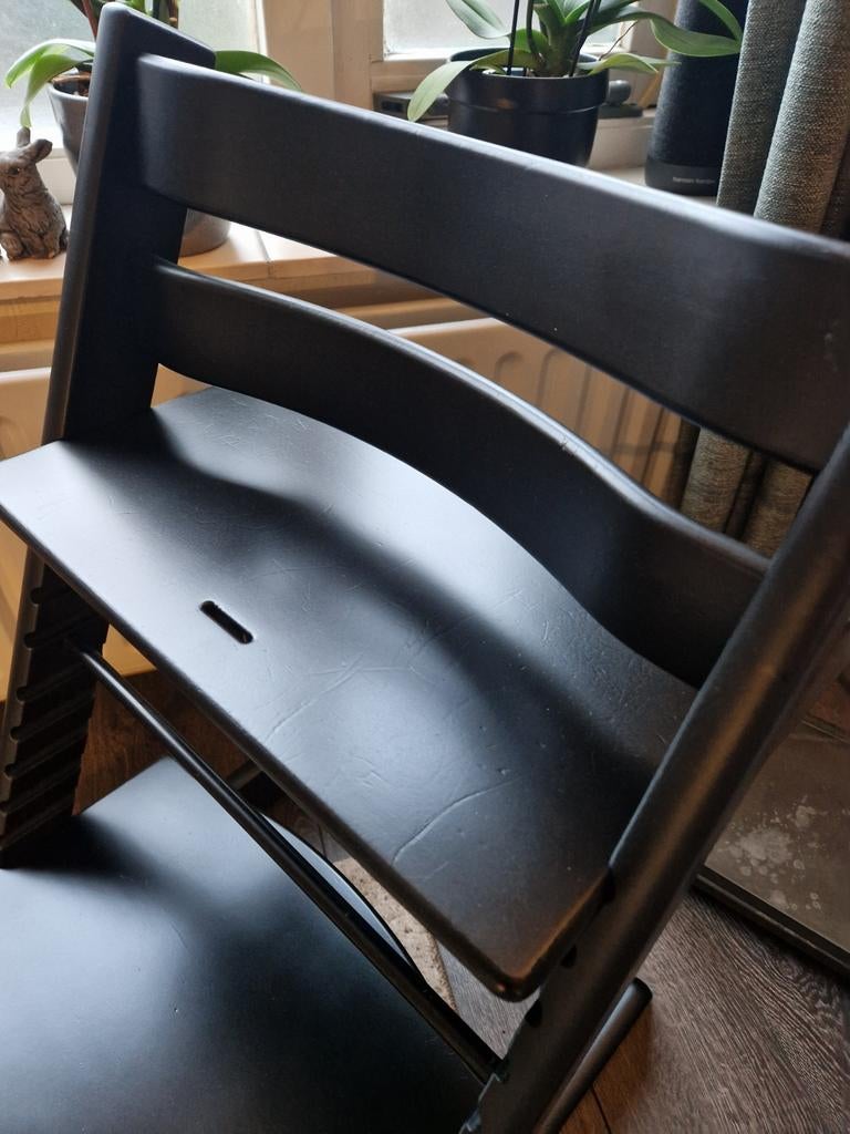 Tripp Trapp kinderstoel?  Zwart met Newbornset Nieuw model, Ophalen of Verzenden, Zo goed als nieuw, Meegroeistoel