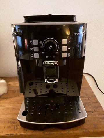 Delonghi koffieautomaat beschikbaar voor biedingen