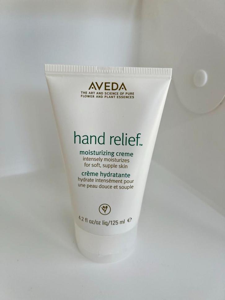 Aveda Hand Relief Crème - 125ml, Sieraden, Tassen en Uiterlijk, Uiterlijk | Lichaamsverzorging, Nieuw, Bodylotion, Crème of Olie