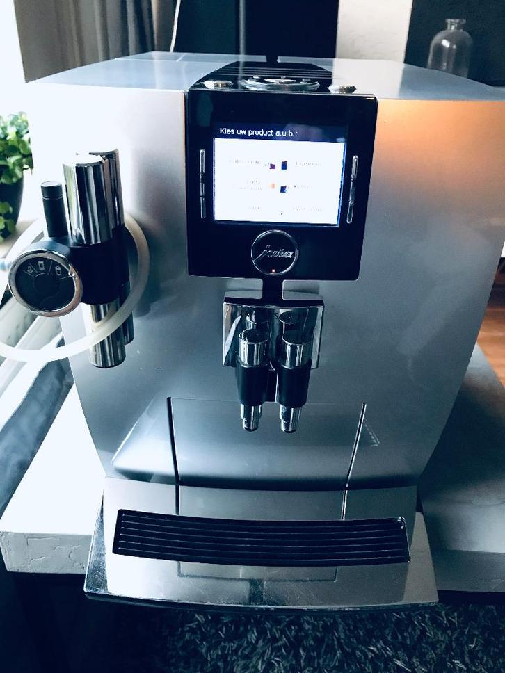 Prachtige Jura J9.3 OTC met een grote onderhoudsbeurt., Witgoed en Apparatuur, Koffiezetapparaten, Zo goed als nieuw, Gemalen koffie
