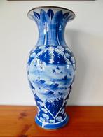 Grote handbeschilderde vaas, Overige kleuren, Aardewerk of Porselein, Ophalen of Verzenden, Zo goed als nieuw