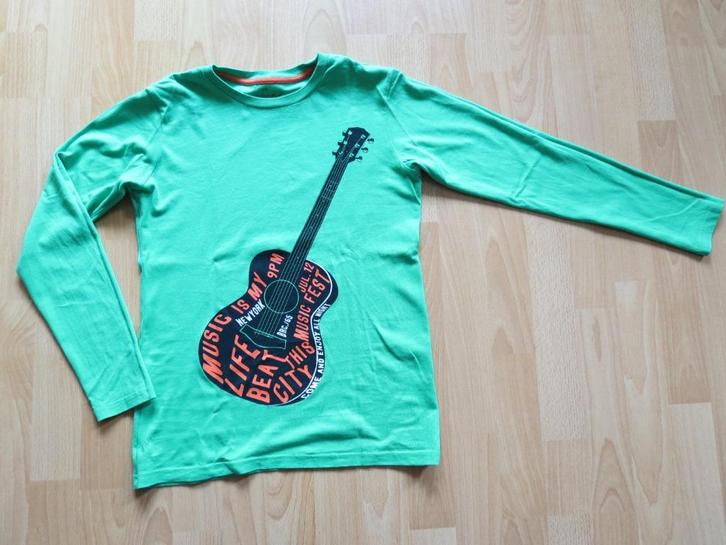 Mooie groene longsleeve met afbeelding v.e. gitaar, maat 158, Kinderen en Baby's, Kinderkleding | Maat 158, Gebruikt, Jongen, Shirt of Longsleeve