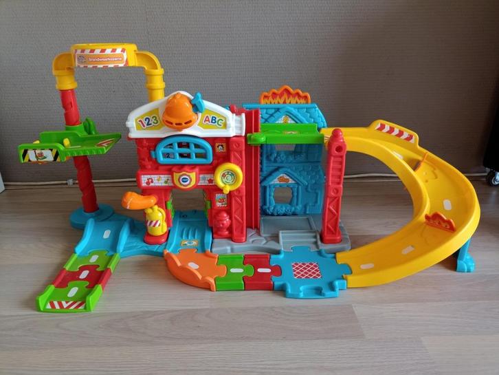 Toet toet brandweerkazerne, Kinderen en Baby's, Speelgoed | Vtech, Gebruikt, 6 maanden tot 2 jaar, Ophalen