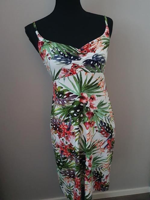 Nieuwe Geisha jurk met Spaghetti bandjes

Maat: XS/34, Kleding | Dames, Jurken, Nieuw, Maat 34 (XS) of kleiner, Overige kleuren