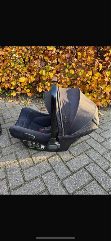 Nuna Pipa autostoel + Maxi Cosi adapter beschikbaar voor biedingen
