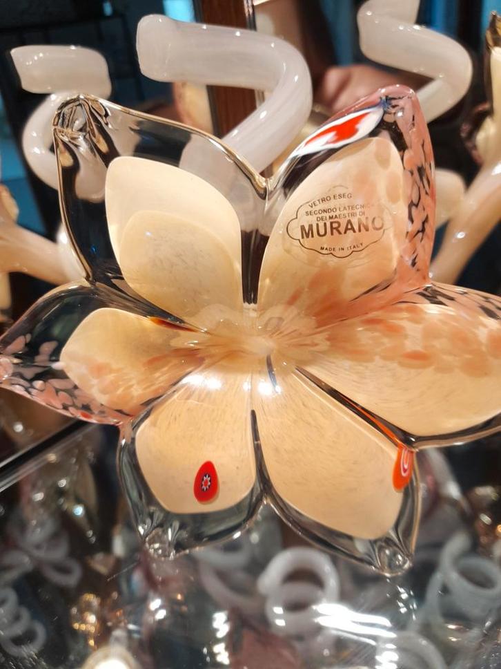 Murano Bloem met Krul - Handgemaakt Glas, Antiek en Kunst, Antiek | Glas en Kristal, Ophalen of Verzenden