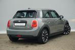 Mini 5-Deurs 1.5 One First / 17'' LM Velgen / Navigatie / Pa, Auto's, Mini, Voorwielaandrijving, 12 maanden, Stof, Gebruikt