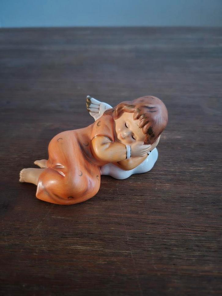 Goebel Träumerle - Slapende Engel Beeldje, Verzamelen, Beelden en Beeldjes, Gebruikt, Hummel, Ophalen of Verzenden