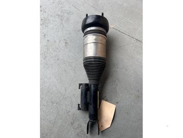 Schokdemperpoot rechts-voor van een Mercedes C-Klasse beschikbaar voor biedingen