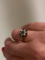Prachtige 9 krt gouden ring natuurl opaaltjes & robijn mt, Sieraden, Tassen en Uiterlijk, Gebruikt, Ophalen of Verzenden, 17 tot 18