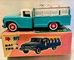 Zeldzame oude blikken Diary Truck, MF 707 ,Melk truck OVP, Antiek en Kunst, Ophalen