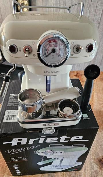 Vintage koffie apparaat  beschikbaar voor biedingen