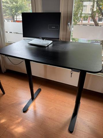 IKEA BEKANT bureau zit/sta 120x80 zwart gebeitst essenfineer - afbeelding 3