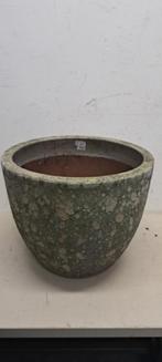 Mooie zware grote  stenen bloempot voor in de tuin., Tuin en Terras, Steen, Rond, Ophalen of Verzenden, Minder dan 40 cm
