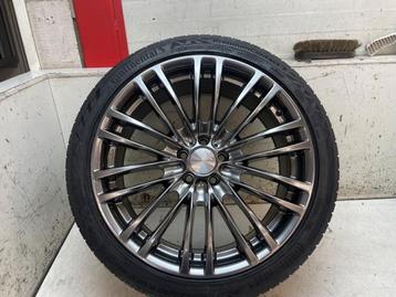 Sportvelgenset + banden van een Audi A1 beschikbaar voor biedingen