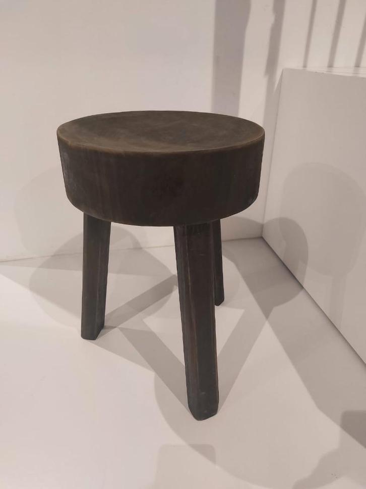 Woood Sef Kruk – Hout – Donkerbruin 2x beschikbaar, Huis en Inrichting, Krukjes, Nieuw, Hout, Ophalen