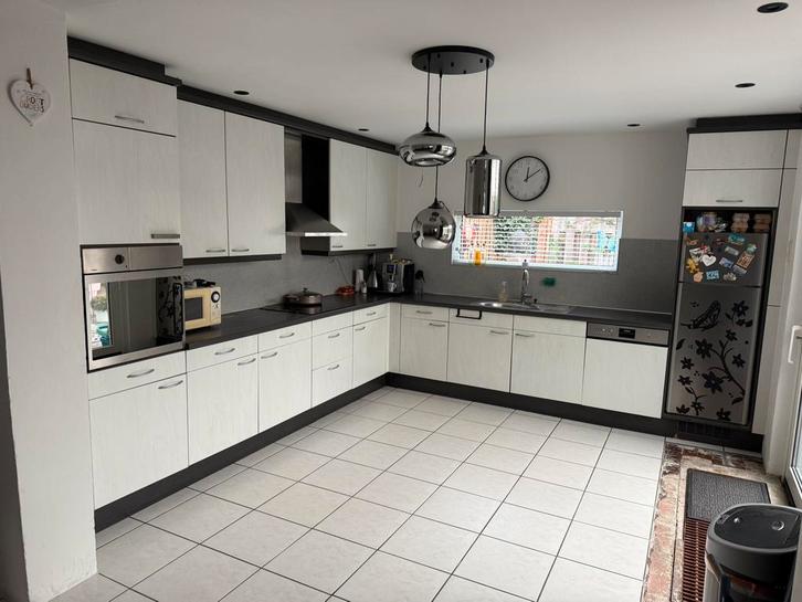 Brugman Hoek keuken te koop!, Huis en Inrichting, Keuken | Complete keukens, Gebruikt, Hoekkeuken, Wit, Hout, Ophalen