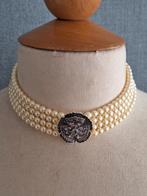 Prachtige Vintage faux parelketting (Choker) van Avon, Sieraden, Tassen en Uiterlijk, Kettingen, Overige materialen, Beige, Ophalen of Verzenden