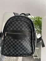 Louis Vuitton backpack, Sieraden, Tassen en Uiterlijk, Tassen | Rugtassen, Overige merken, 30 tot 45 cm, 25 tot 40 cm, Zo goed als nieuw
