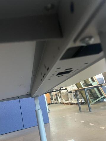 Gispen TM bureau met slinger 200x120xH62-86 cm, 12 stuks - afbeelding 11