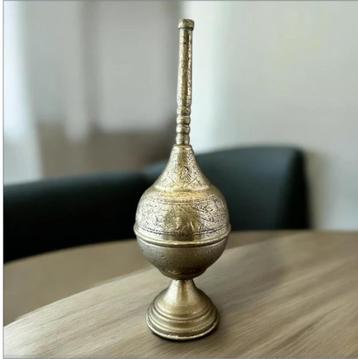Vintage oosterse parfumverstuiver  van messing. beschikbaar voor biedingen