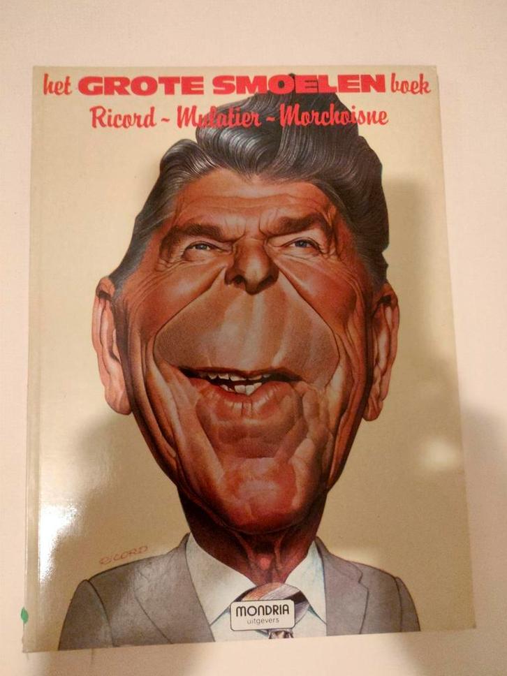 Het grote smoelenboek: karikatuur van beroemde personen €8, Boeken, Humor, Zo goed als nieuw, Overige typen, Ophalen of Verzenden