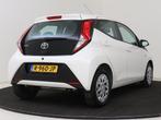 Toyota Aygo 1.0 VVT-i x-play I Airco I 5 Deurs I Zuinig I Ce, Voorwielaandrijving, 12 maanden, Stof, Gebruikt