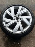 Volkswagen Golf 8 18 inch originele Bergamo winterset, Ophalen, 18 inch, Banden en Velgen, Winterbanden