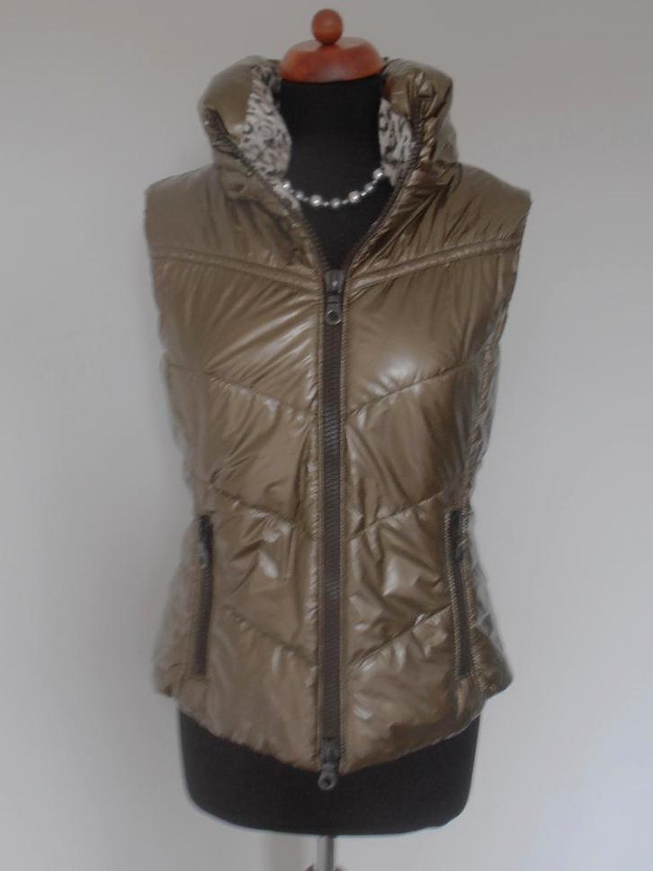 NIEUWE MarcCain - supermooie bronzen bodywarmer - 40 (N4), Kleding | Dames, Jassen | Winter, Nieuw, Maat 38/40 (M), Bruin, Verzenden