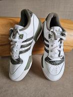 Adidas Originals | wit-khaki | 39 | Rivalry Low | sneakers, Ophalen of Verzenden, Gebruikt, Schoenen