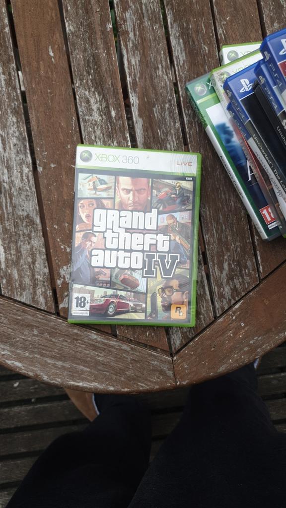 Grand Theft Auto 4 - Xbox 360, Spelcomputers en Games, Games | Xbox Original, Gebruikt, Avontuur en Actie, 1 speler, Vanaf 18 jaar