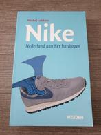 Nike Nederland aan het hardlopen Michel lukkien, Ophalen of Verzenden, Gelezen