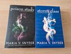 Boeken maria v snyder poison study storm glass fantasy, Boeken, Fantasy, Ophalen of Verzenden, Zo goed als nieuw