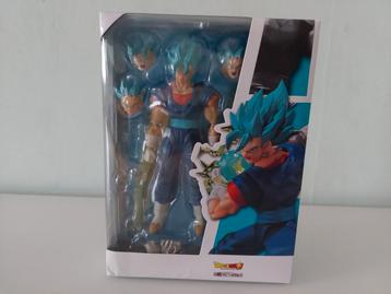 Dragon ball super Vegito blue figuur   beschikbaar voor biedingen