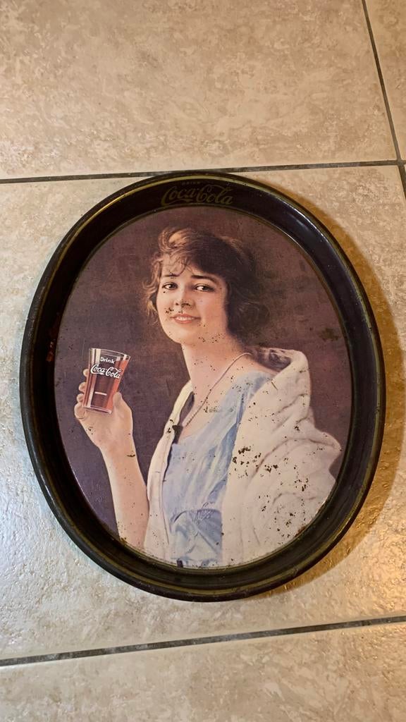 Te koop: Coca Cola Dienblad 1973., Huis en Inrichting, Woonaccessoires | Dienbladen, Ophalen of Verzenden, Gebruikt, Ovaal, Metaal
