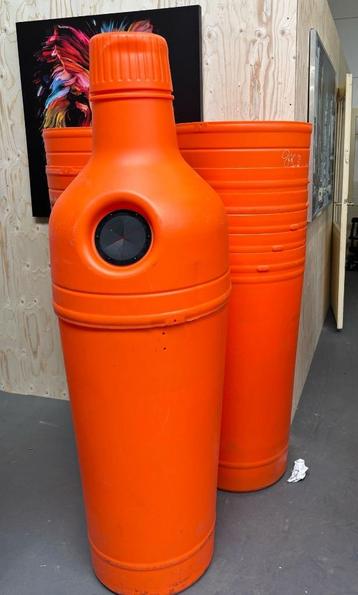 18 kunststof containers / afvalbak voor flessen en blikjes beschikbaar voor biedingen