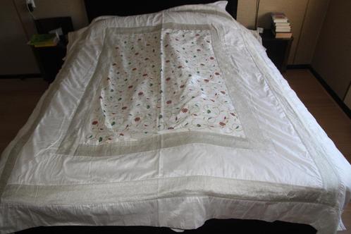 Prachtige Indiase bed sprei, handwerk en gevoerd, in nieuwst, Huis en Inrichting, Slaapkamer | Beddengoed, Zo goed als nieuw, Overige typen