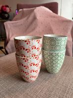 Oriental Selection Porseleinen Bekers - Set van 4, Huis en Inrichting, Keuken | Servies, Ophalen of Verzenden, Zo goed als nieuw