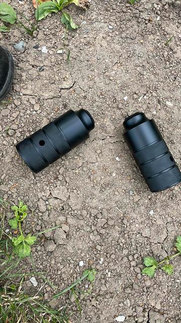 Mooie crossfiets pegs beschikbaar voor biedingen