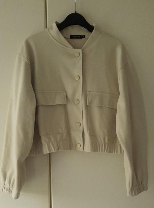 Bomberjack beige maat M Pescara., Kleding | Dames, Jassen | Zomer, Zo goed als nieuw, Maat 38/40 (M), Beige, Ophalen of Verzenden