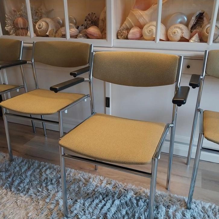 Vintage buisframe stoelen, Huis en Inrichting, Stoelen, Zo goed als nieuw, Vier, Overige materialen, Zwart, Ophalen