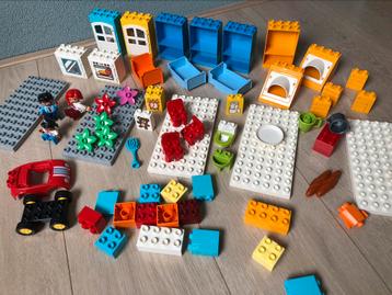 Lego Duplo huis 10835 compleet. EXTRA: HUISDIEREN beschikbaar voor biedingen